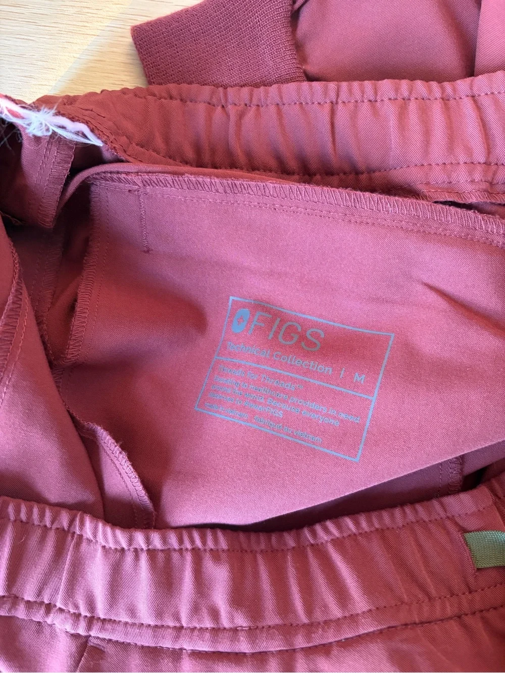 Figs Men’s Joggers Dark Cherry Medium